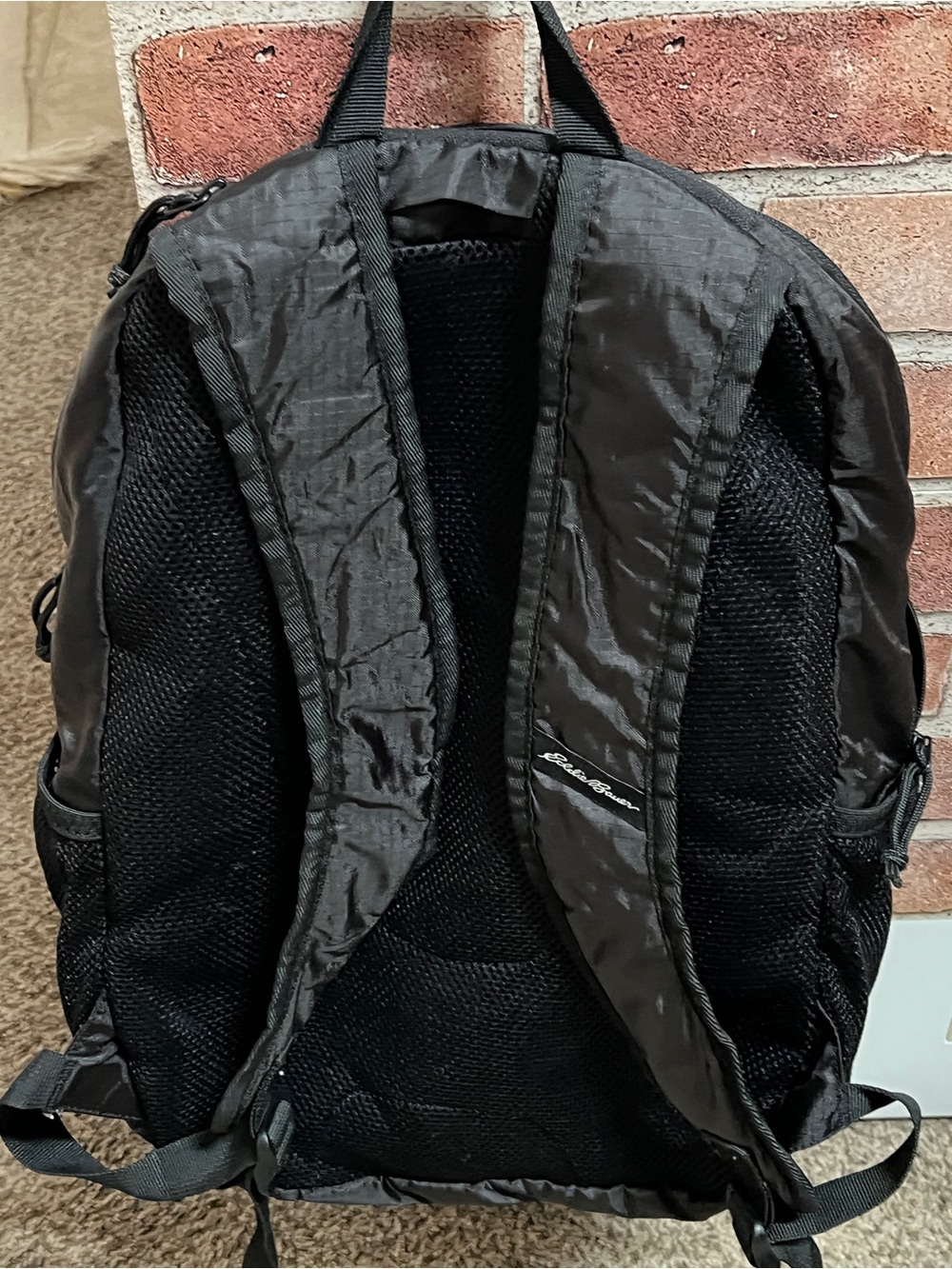 Eddie Bauer Black Stowaway Daypack with Front Bungee - Picture 2 of 7